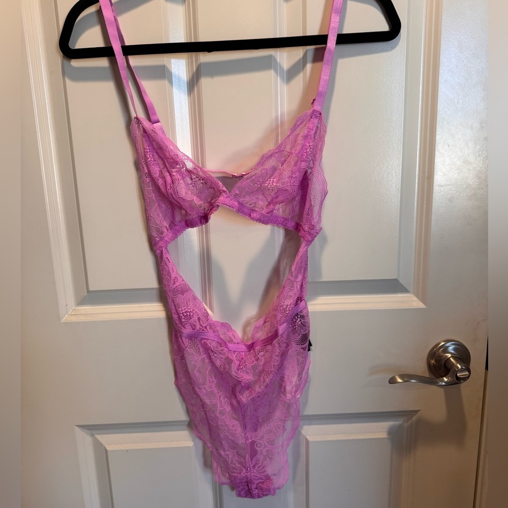 Victoria Secret Elegant Lace Cutout Teddy in Pink
